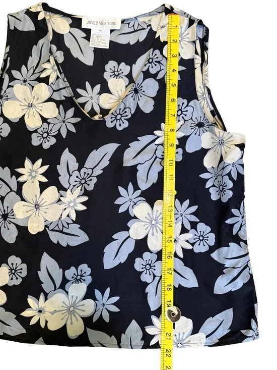 Jones New York Black Floral 100% Silk Sleeveless Top - Cream & Gray Flowers - Picture 5 of 6